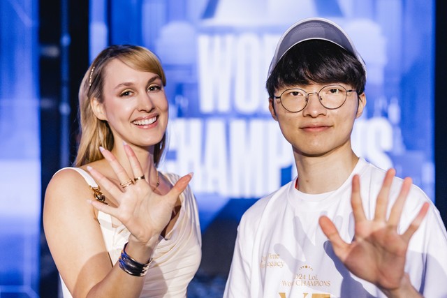 Và tất nhiên không thể thiếu chung kết CKTG 2024 dù hiện tại Sjokz gần như không làm MC nữa